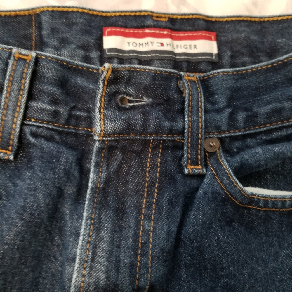 3/$25 Tommy Hilfiger Women's Blue Jeans - Picture 2 of 7
